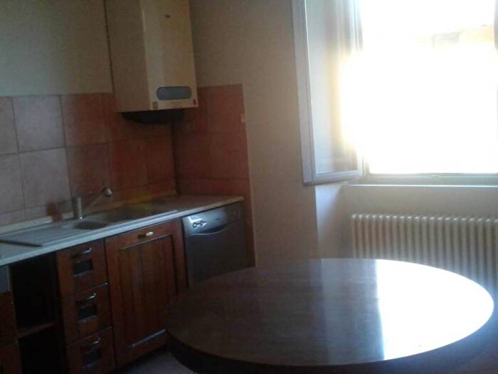 Appartamento bilocale in affitto in Via Trieste, Centro, Capriate San Gervasio