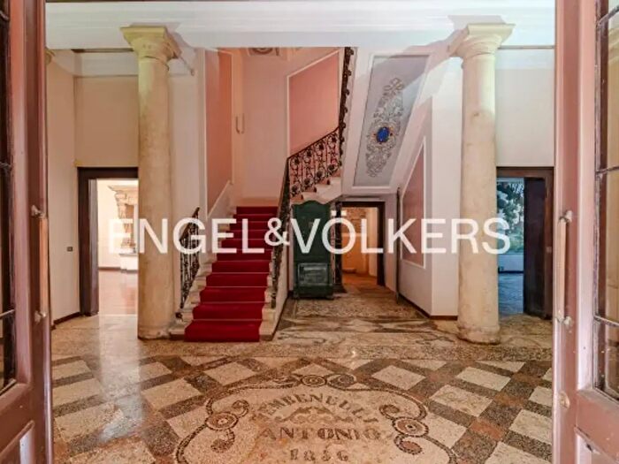 Casa quadrilocale in affitto in Corso Vittorio Emanuele II, Villafranca Di Verona