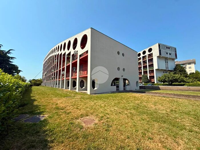 Appartamento trilocale in vendita in Via Natale Palli, Vercelli