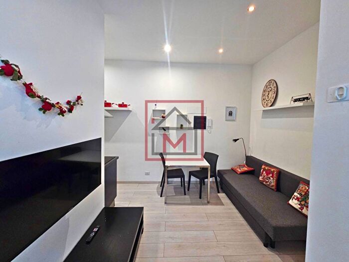 Appartamento bilocale in affitto in Viale Emilio Caldara, Porta Romana Medaglie dOro, Milano