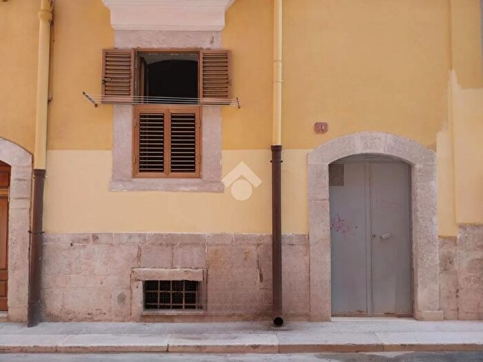 Appartamento quadrilocale in vendita in Via Luigi Cadorna, Barletta