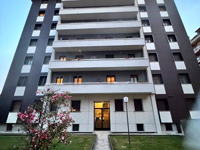 Appartamento bilocale in affitto in Via degli Abeti, Melegnano