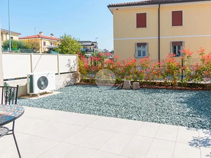 Appartamento bilocale in vendita in Via Cedrare, San Pietro In Cariano