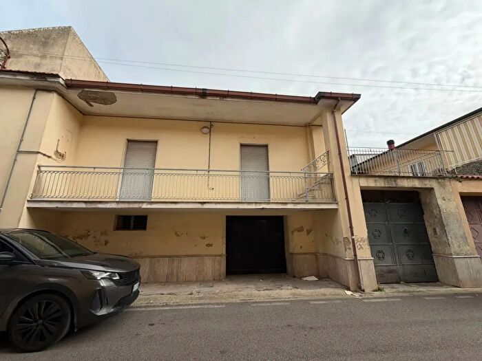 Appartamento con 5 locali in vendita in Via Galileo Galilei, Macerata Campania