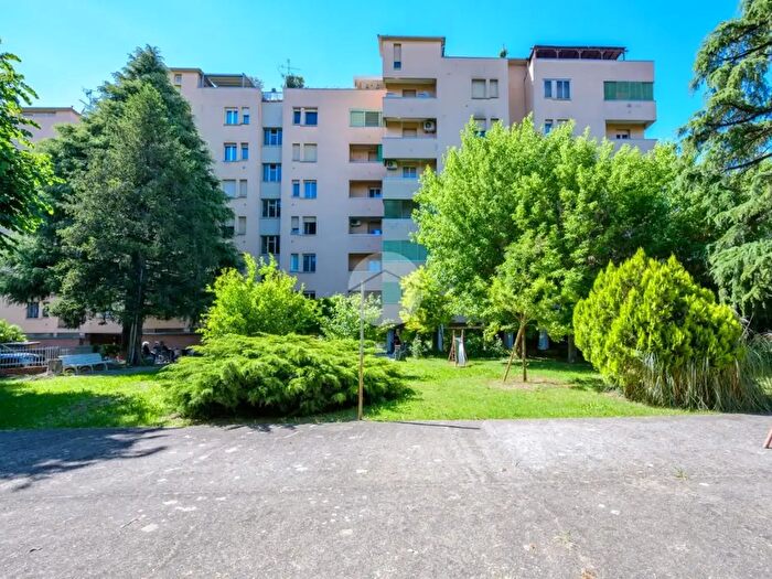 Appartamento quadrilocale in vendita in Via Renato Fucini, Bologna