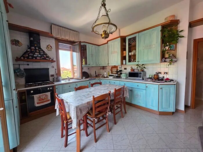 Appartamento trilocale in vendita in Via Virgilio, Casalecchio Di Reno