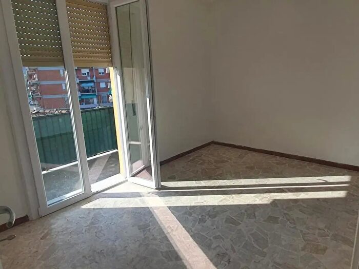 Appartamento trilocale in affitto in Vezzano Ligure