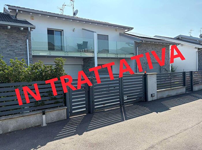 Casa quadrilocale in vendita in Via delle Guardie, Verdello