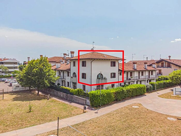 Appartamento con 5 locali in vendita in Remanzacco