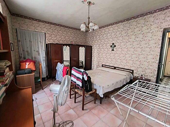 Casa con 7 locali in vendita in Nizza Monferrato