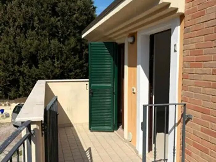 Appartamento trilocale in vendita in Via Gentile da Fabriano, Fano