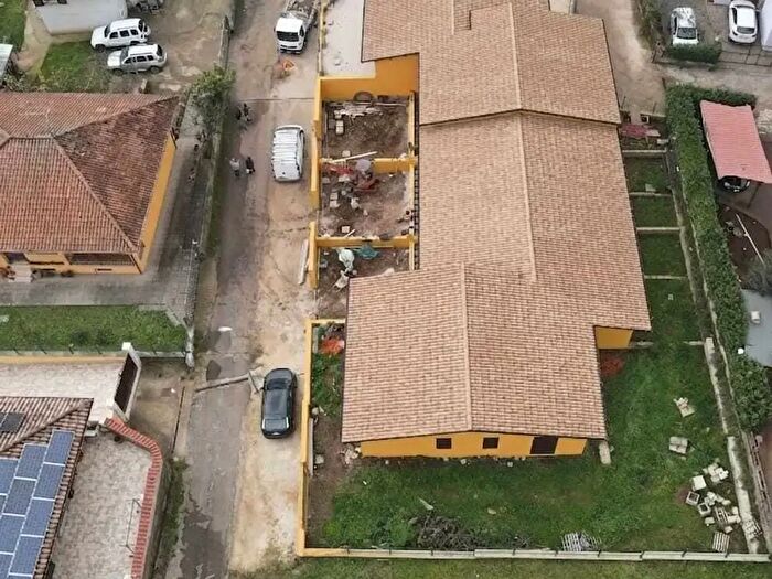 Appartamento trilocale in vendita in Via Luigi Ariola Snc, Cave