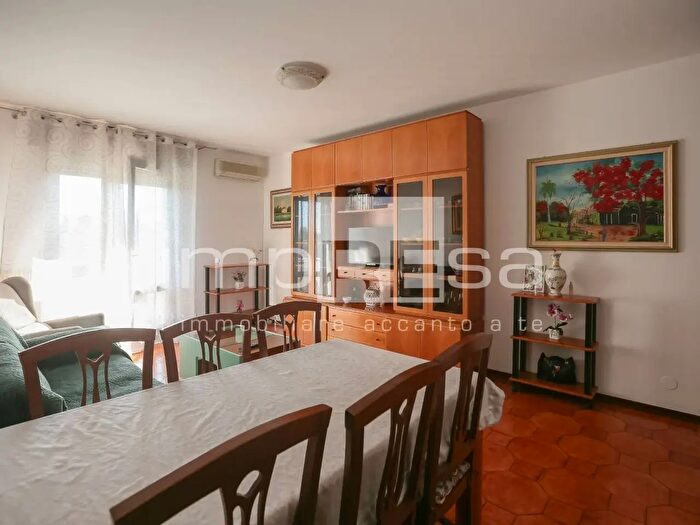 Appartamento trilocale in vendita in Via Papa Luciani, Portobuffole'
