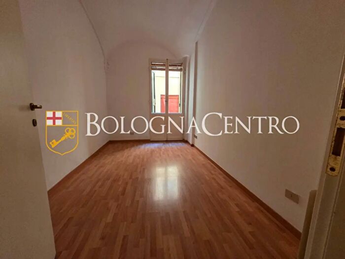 Appartamento con 5 locali in affitto in Via Fondazza, Bologna