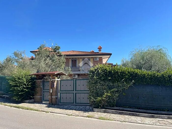 Appartamento quadrilocale in vendita in Via San Giorgio, San Martino Sannita