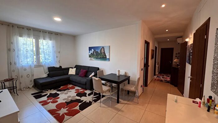 Appartamento trilocale in vendita in Padova Via San Marco, Padova