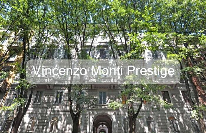 Appartamento quadrilocale in vendita in Via Vincenzo Monti, Milano