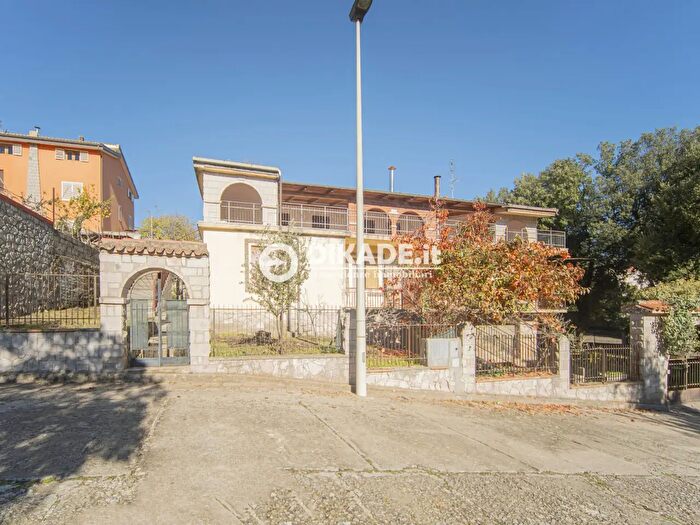 Appartamento quadrilocale in vendita in Via Giuseppe Verdi, Sadali