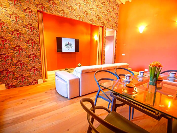 Appartamento quadrilocale in affitto in Borgo Ognissanti Il Prato, Firenze