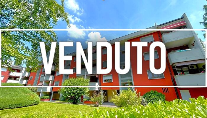 Appartamento trilocale in vendita in Via Papa Giovanni XXIII Carnate, Carnate