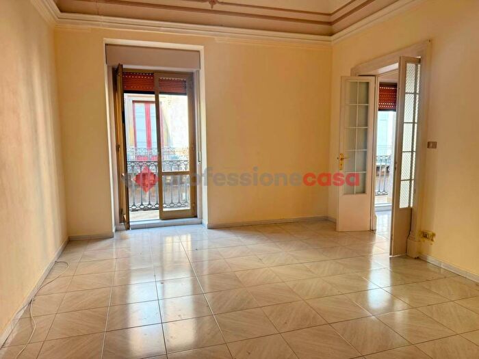 Appartamento trilocale in affitto in Via Celeste, Corso Sicilia Fiera, Catania