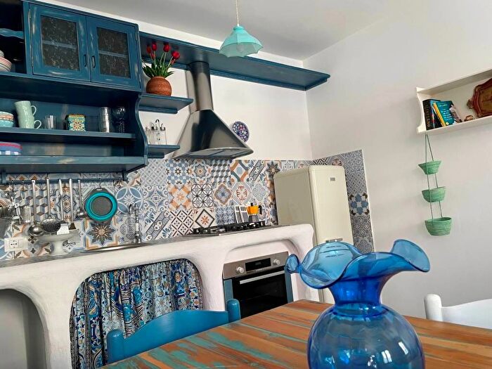 Appartamento trilocale in affitto in Calle Picelli, Centro Storico, Chioggia