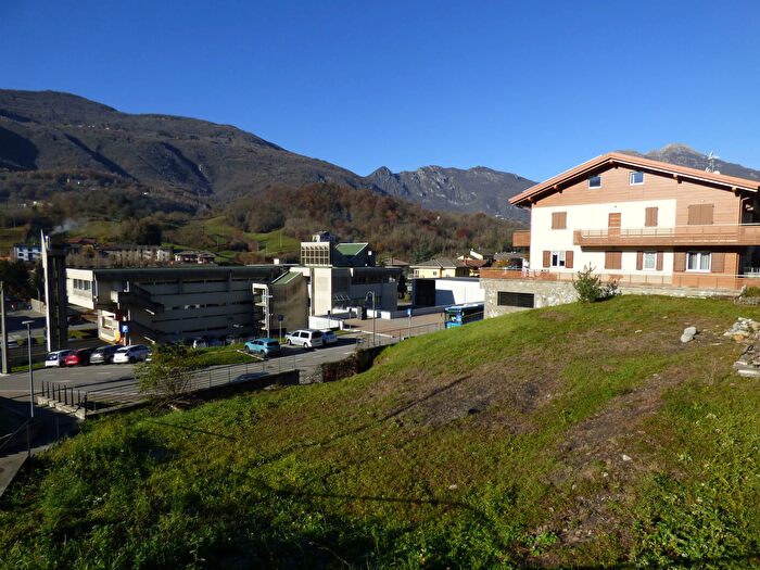 Casa trilocale in vendita in Via Gioachino Rossini, SantOmobono Terme