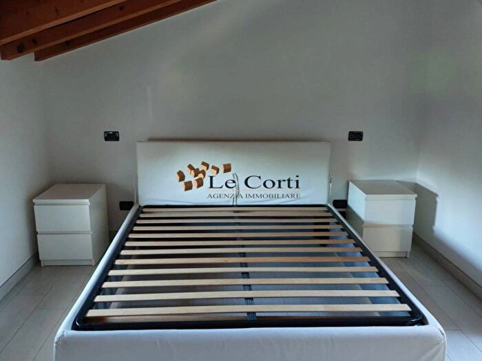 Appartamento trilocale in affitto in Centro, Lonigo