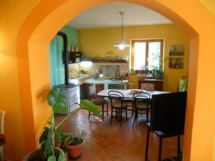 Casa con 10 locali in vendita in a Privata Montecarboli, Fosdinovo