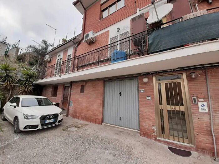 Appartamento trilocale in affitto in Via Bruno Buozzi, Capena