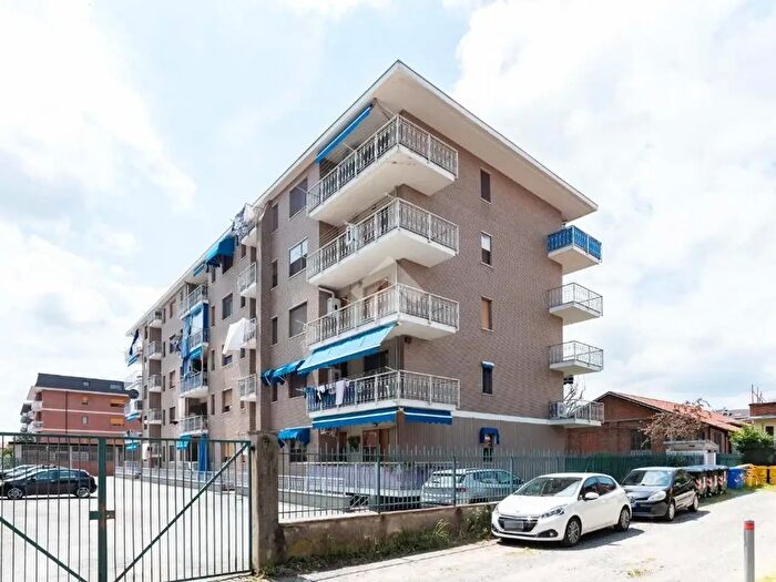 Appartamento trilocale in vendita in Via Gazzera, Cirie'