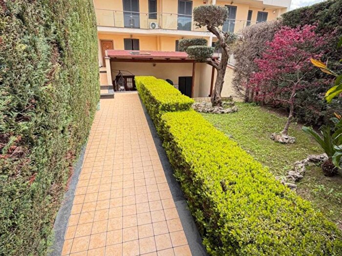 Appartamento quadrilocale in vendita in Via Giacomo Matteotti, Centro, Caivano