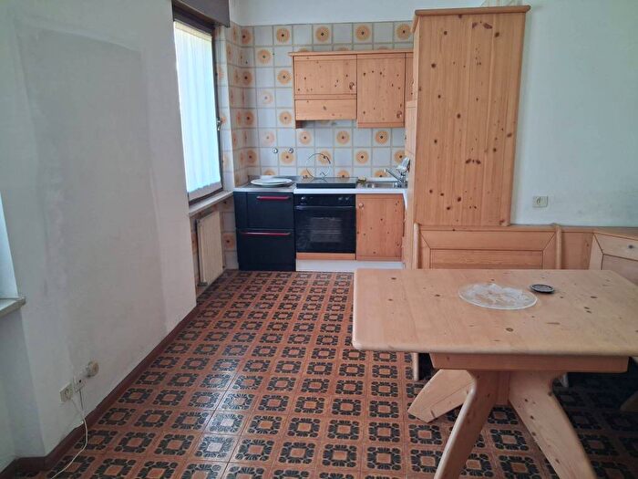 Appartamento trilocale in affitto in Via Santa Emerenziana, Tuenno, Ville dAnaunia