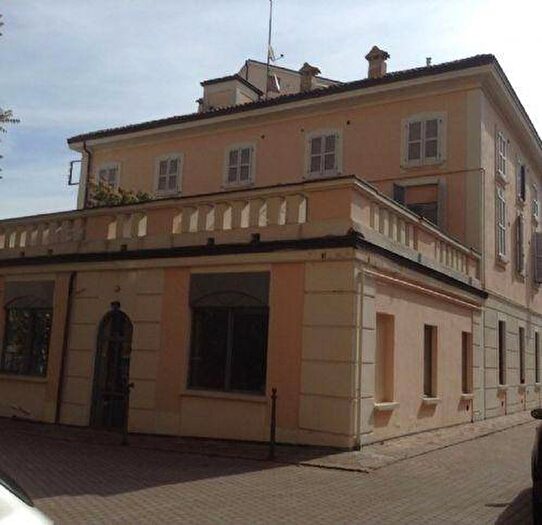 Appartamento bilocale in affitto in Piazzale Santa Croce, Ospedale Volturno, Parma