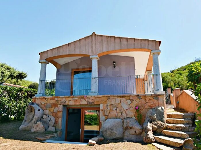 Casa con 5 locali in vendita in Via Cavalcanti, Loiri Porto San Paolo