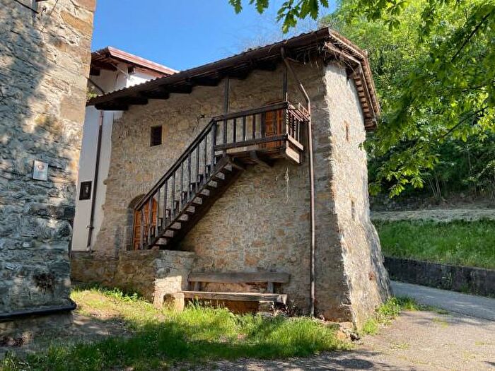 Casa con 5 locali in vendita in Via Centa, Prepotto