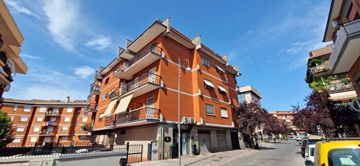 Appartamento trilocale in vendita in Via Stati Uniti dAmerica Genzano di Roma, Genzano Di Roma