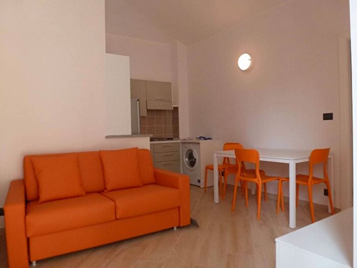 Appartamento trilocale in affitto in Via Gattinara, Vanchiglietta, Torino