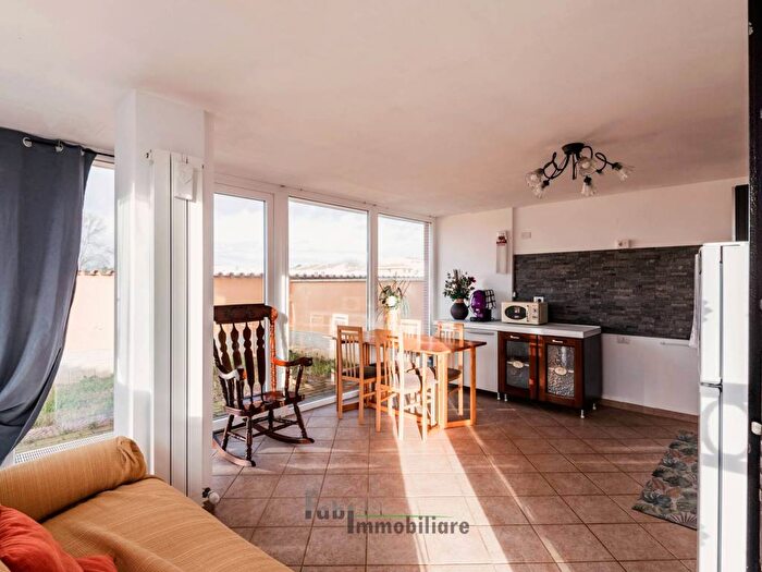 Casa trilocale in affitto in Via Trincea delle Frasche, Isola Sacra, Fiumicino