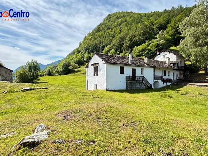 Case in Vendita e in Affitto - 2