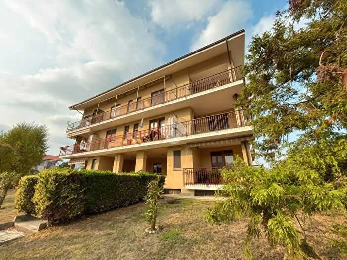 Appartamento trilocale in vendita in Via Romarolo, Giaveno