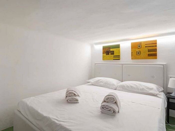 Appartamento bilocale in affitto in Via Francesco Londonio, Paolo Sarpi, Milano