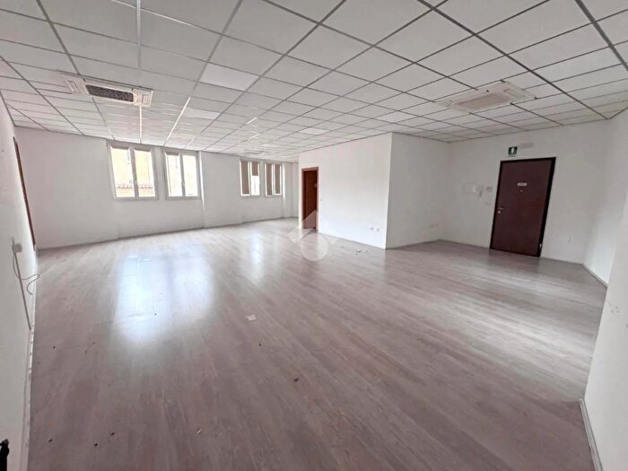 Appartamento in vendita in Via S Martino, Volta Mantovana