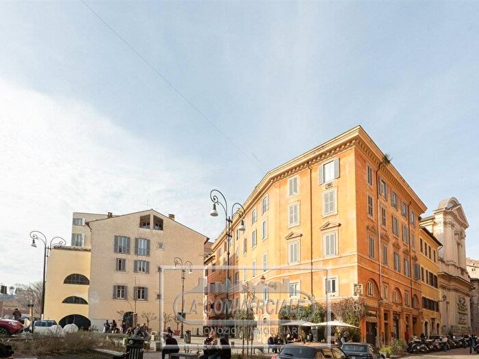Appartamento monolocale in affitto in Via dei Cartari, Campo de Fiori, Roma