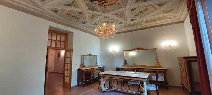 Appartamento con 5 locali in vendita in Via Tito Betuzio Barro, Ascoli Piceno