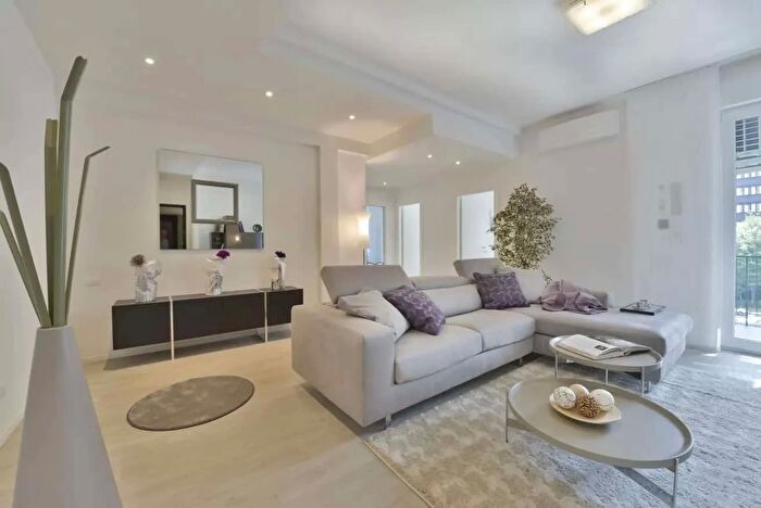 Appartamento monolocale in affitto in Via Luigi Vestri, Bologna