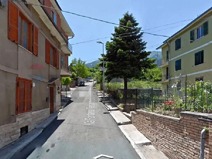 Appartamento quadrilocale in vendita in Via Fontana Terranova, Palena