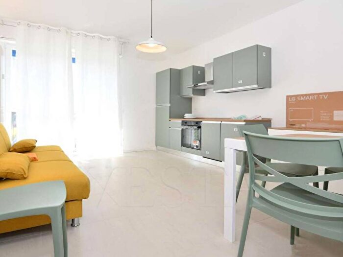 Appartamento trilocale in affitto in via Riccardo Balsamo Crivelli, Tre Castelli Faenza, Milano