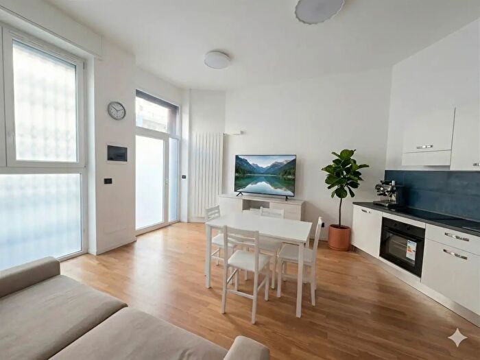 Appartamento bilocale in affitto in Via Bellinzaghi, Milano