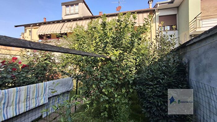 Appartamento bilocale in vendita in Via Volta, Turbigo